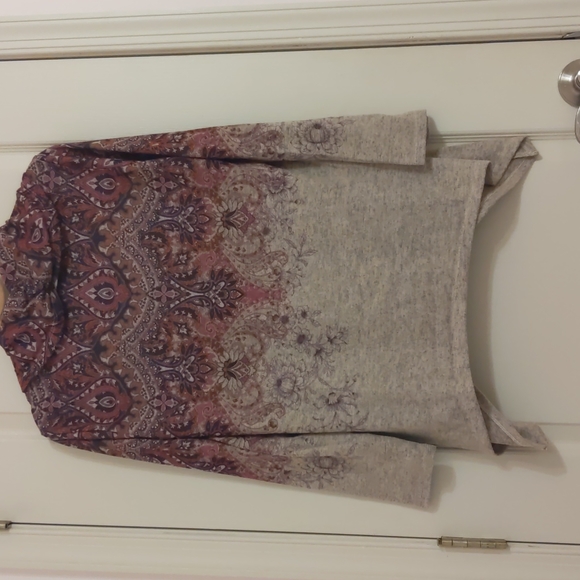 Bohemian cowl neck top - Picture 6 of 9
